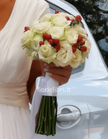 Bouquet di rose bianche